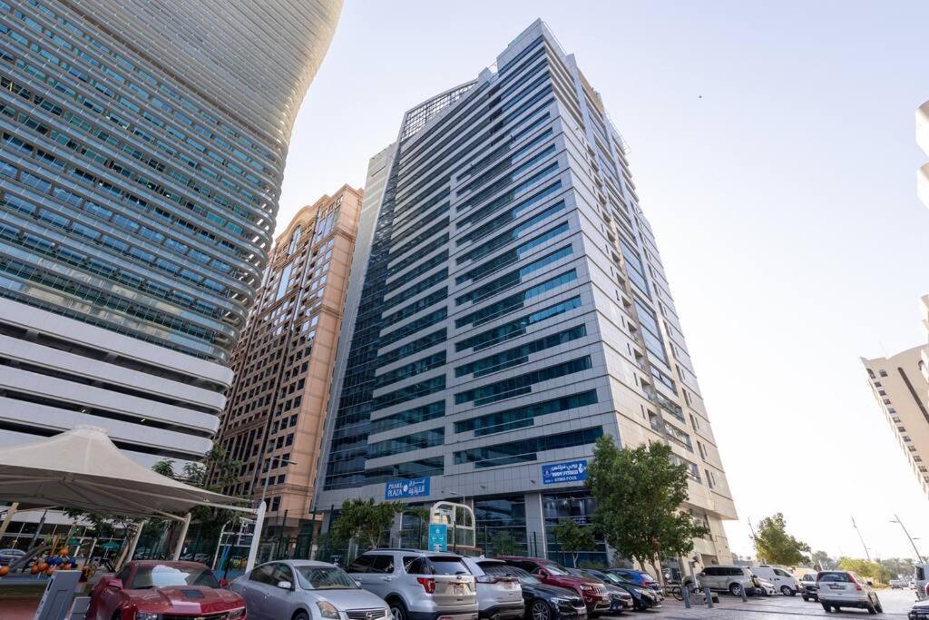 Supurb 2 Bed Sea Front Appartement *
