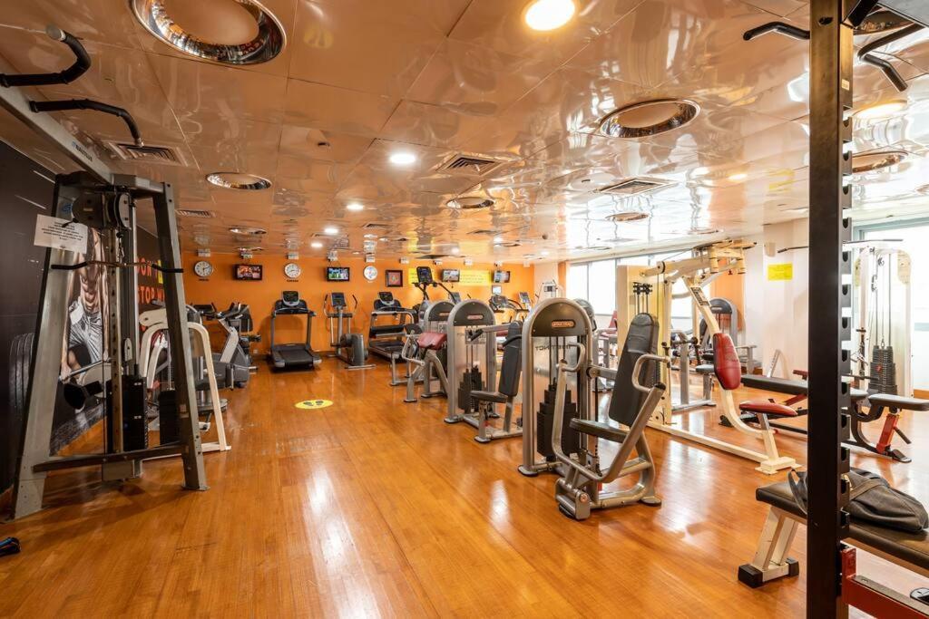 Supurb 2 Bed Sea Front Appartement *
